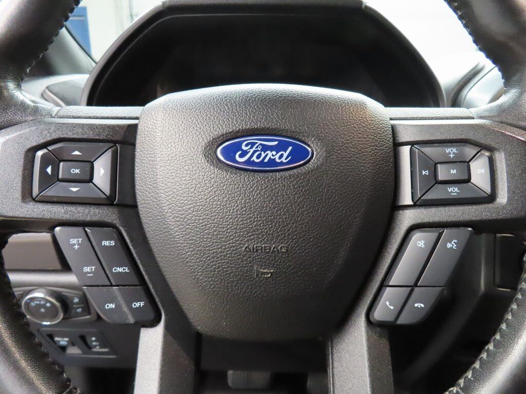 2017 Ford F-150 4x4 SuperCrew XLT Fond du Lac WI 2017 Ford F-150 4x4 SuperCrew XLT Fond du Lac WI