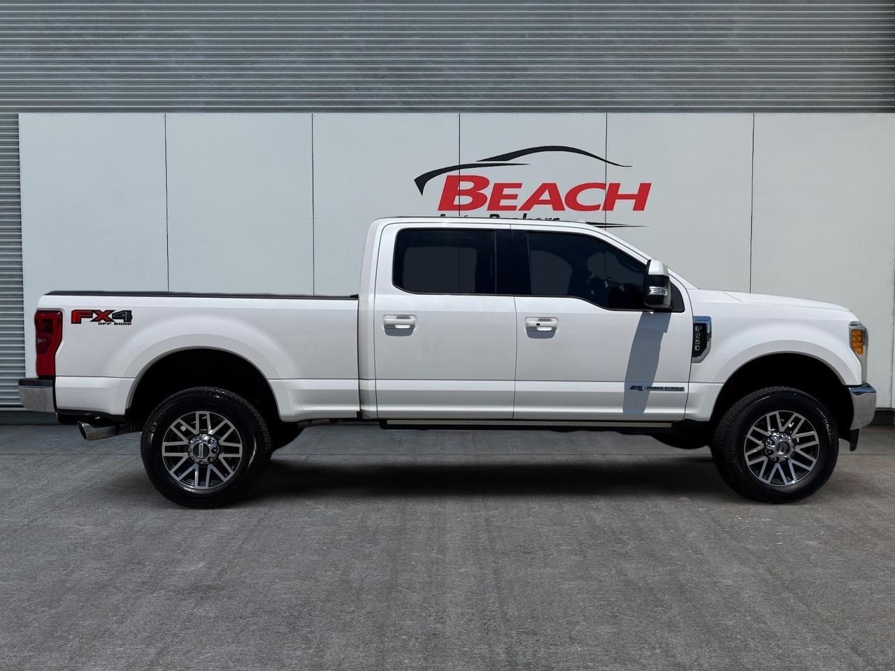 2017 Ford Super Duty F-250 SRW Lariat, MOONROOF, HEATED/VENTILATED SEATS, POWER RUNNING BOARDS, UNIVERSAL GARAGE DOOR OPENER, REMOTE START, POWER SLIDING REAR WINDOW, BED LINER, TOW PACKAGE, TOW HOOKS, BACKUP CAMERA, CLEAN CARFAX, ONLY 1 OWNER! Norfolk VA 2017 Ford Super Duty F-250 SRW Lariat, MOONROOF, HEATED/VENTILATED SEATS, POWER RUNNING BOARDS, UNIVERSAL GARAGE DOOR OPENER, REMOTE START, POWER SLIDING REAR WINDOW, BED LINER, TOW PACKAGE, TOW HOOKS, BACKUP CAMERA, CLEAN CARFAX, ONLY 1 OWNER! Norfolk VA