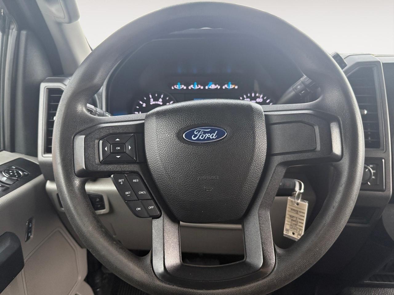 2017 Ford Super Duty F-250 SRW XL, BLUETOOTH, TOW HOOKS, TOW PACKAGE, BED LINER, CRUISE CONTROL, POWER/HEATED MIRRORS, BACKUP CAMERA, HILL START ASSIST, CLEAN CARFAX, MAKE THIS FORD YOUR TRUCK TODAY! Norfolk VA 2017 Ford Super Duty F-250 SRW XL, BLUETOOTH, TOW HOOKS, TOW PACKAGE, BED LINER, CRUISE CONTROL, POWER/HEATED MIRRORS, BACKUP CAMERA, HILL START ASSIST, CLEAN CARFAX, MAKE THIS FORD YOUR TRUCK TODAY! Norfolk VA