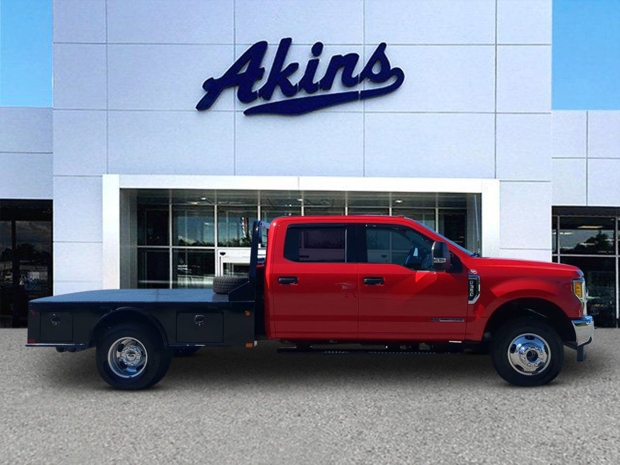 2017 Ford Super Duty F-350 DRW XLT Appleton WI