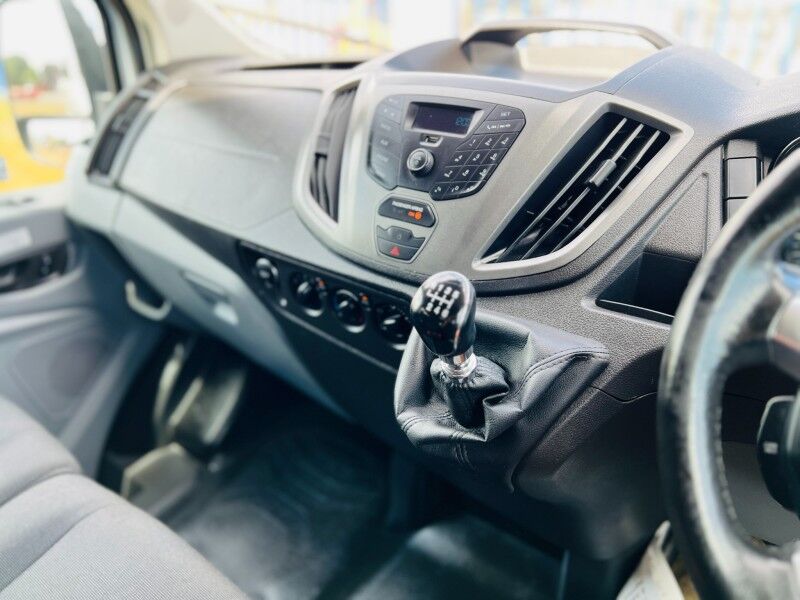 2017 Ford Transit 460E (2.2L Turbo Diesel) Vaitele 2017 Ford Transit 460E (2.2L Turbo Diesel) Vaitele