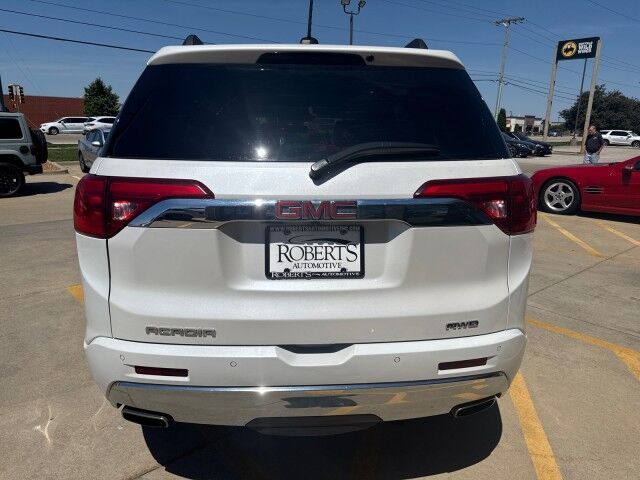 2017 GMC Acadia Denali Springfield IL 2017 GMC Acadia Denali Springfield IL