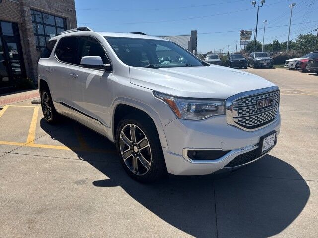 2017 GMC Acadia Denali Springfield IL 2017 GMC Acadia Denali Springfield IL