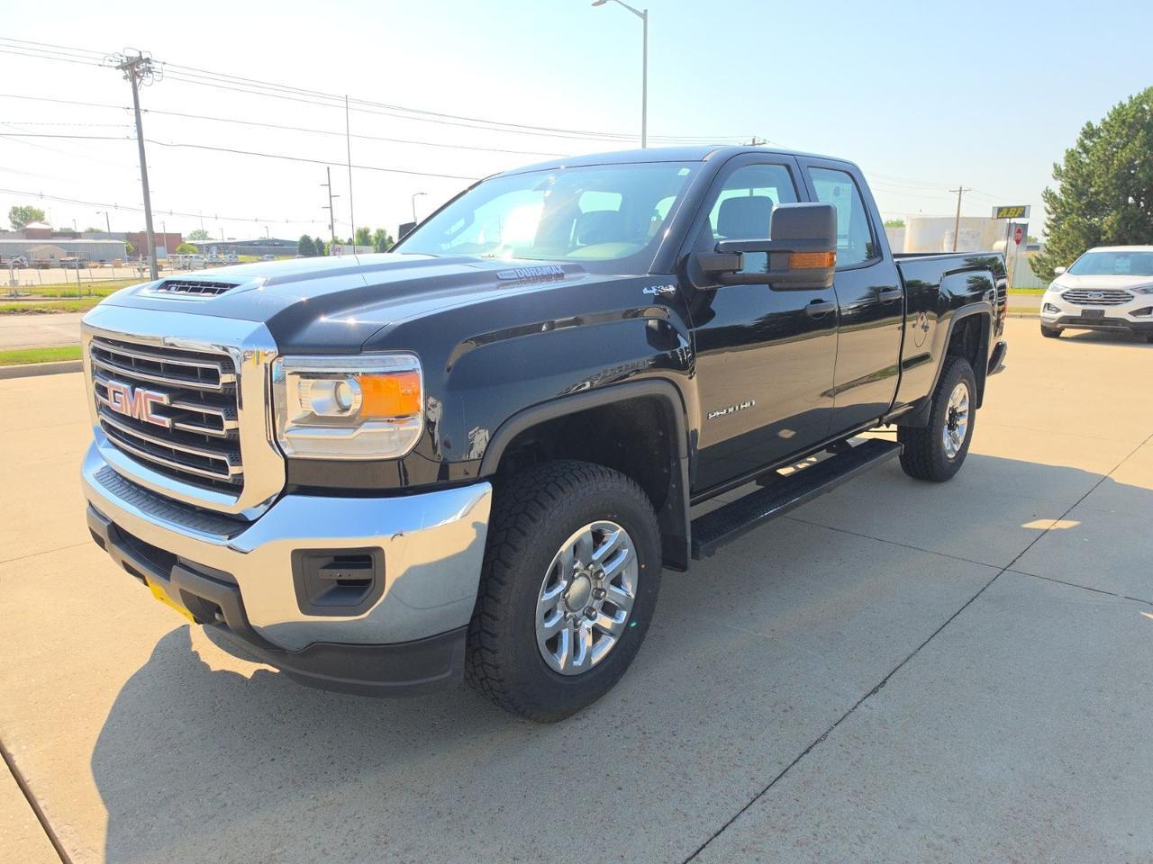 2017 GMC Sierra 2500HD Base Watertown SD 2017 GMC Sierra 2500HD Base Watertown SD