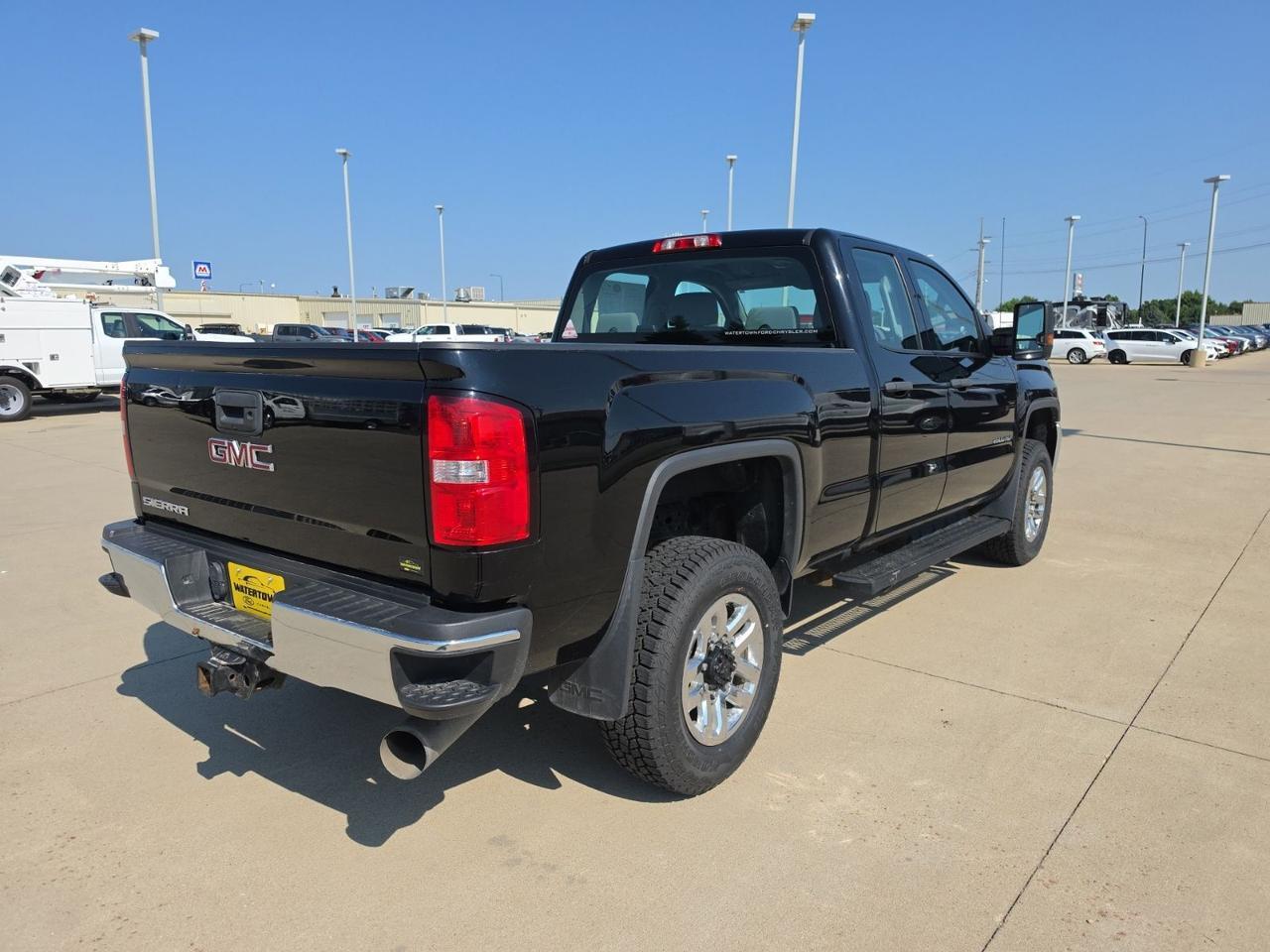 2017 GMC Sierra 2500HD Base Watertown SD 2017 GMC Sierra 2500HD Base Watertown SD