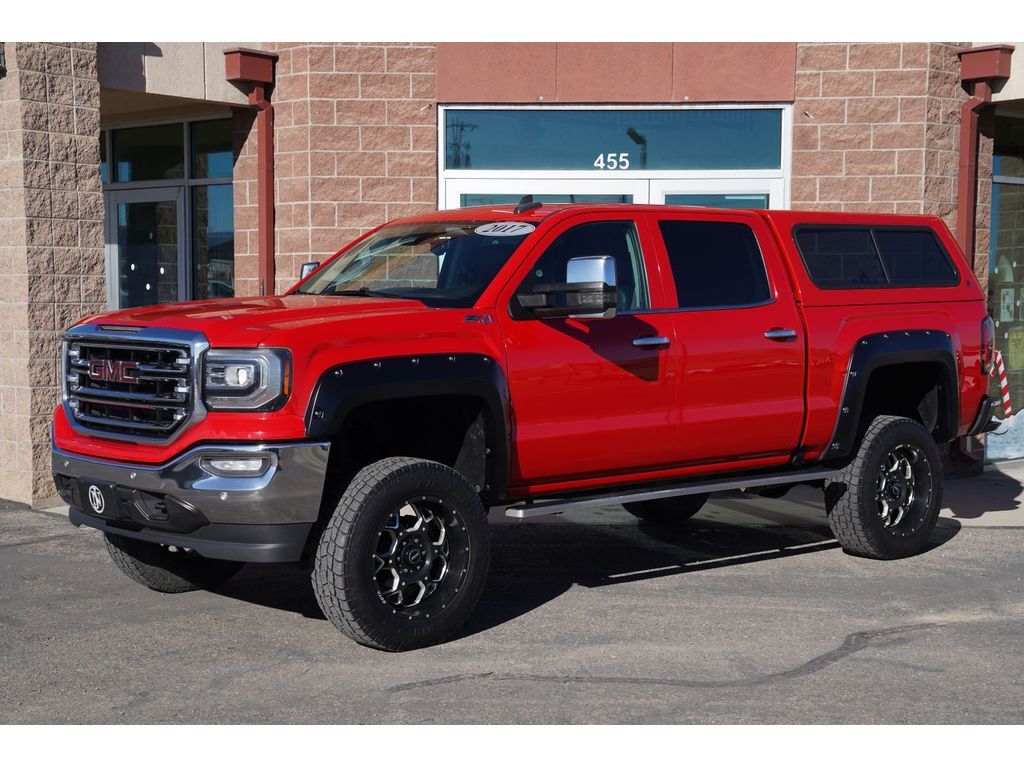 2017 GMC Sierra SLT's photo