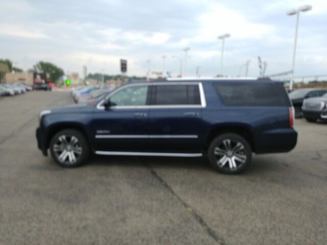 2017 GMC Yukon XL Denali Oshkosh WI