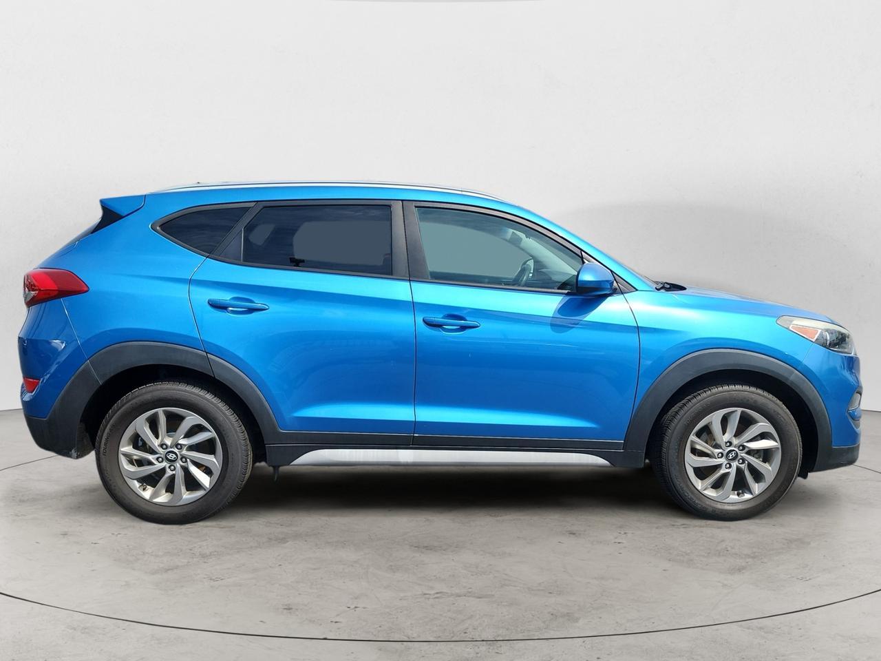 2017 HYUNDAI TUCSON LIMITED; SPOR Kansas City MO 2017 HYUNDAI TUCSON LIMITED; SPOR Kansas City MO