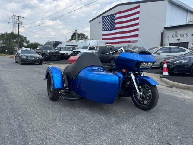 2017 Harley Davidson Road Glide Ultra w DMC Sidecar FLTRU 2017 Harley Davidson Road Glide Ultra w DMC Sidecar FLTRU