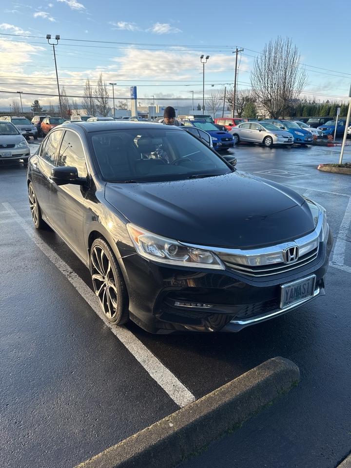 2017 Honda Accord EX-L V-6's photo