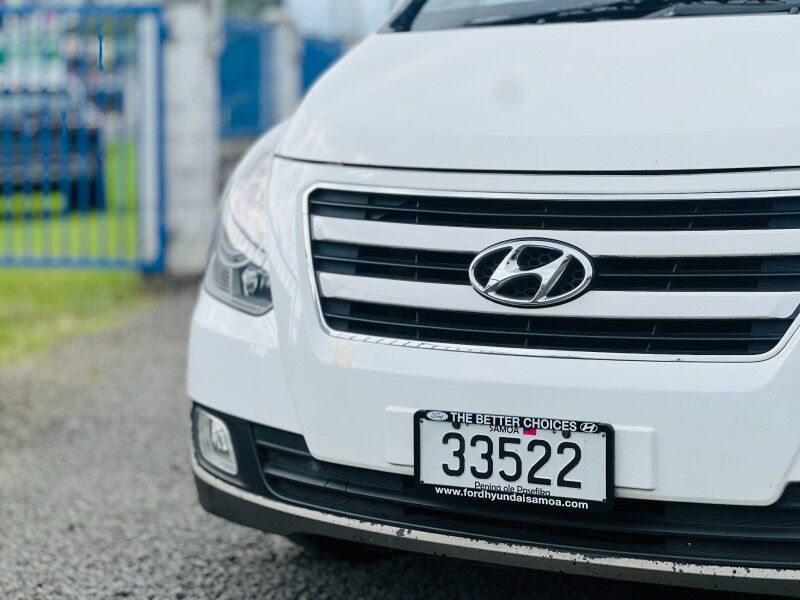 2017 Hyundai H1 IMAX (2.5L Diesel) Vaitele 2017 Hyundai H1 IMAX (2.5L Diesel) Vaitele