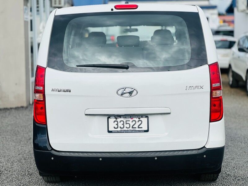 2017 Hyundai H1 IMAX (2.5L Diesel) Vaitele 2017 Hyundai H1 IMAX (2.5L Diesel) Vaitele