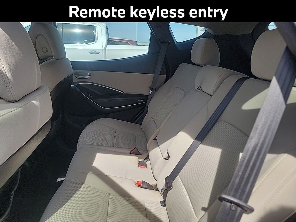 2017 Hyundai Santa Fe Sport 2.4 Base