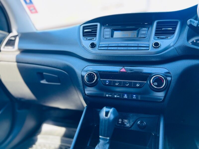 2017 Hyundai Tucson TL (2.0L Petrol) Vaitele 2017 Hyundai Tucson TL (2.0L Petrol) Vaitele