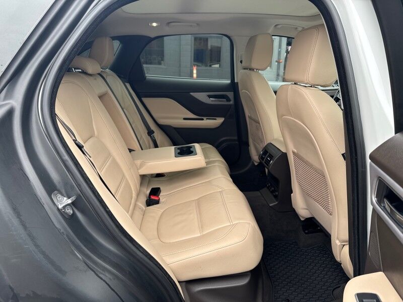2017 Jaguar F-PACE 35t Prestige AWD Arlington VA