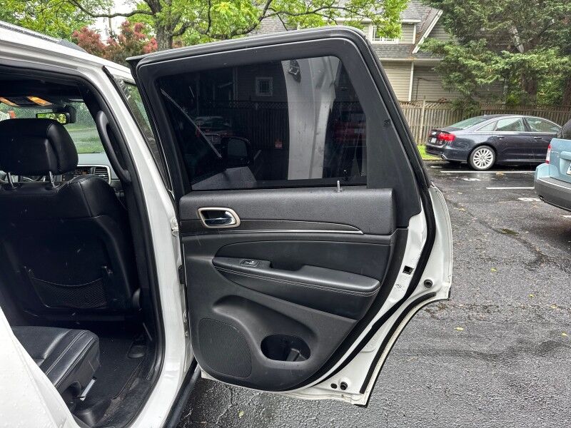 2017 Jeep Grand Cherokee Limited 4WD w/ Luxury Group II Arlington VA