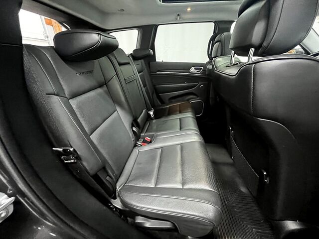2017 Jeep Grand Cherokee Summit Oshkosh WI