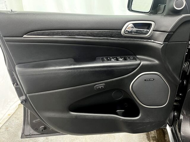 2017 Jeep Grand Cherokee Summit Oshkosh WI