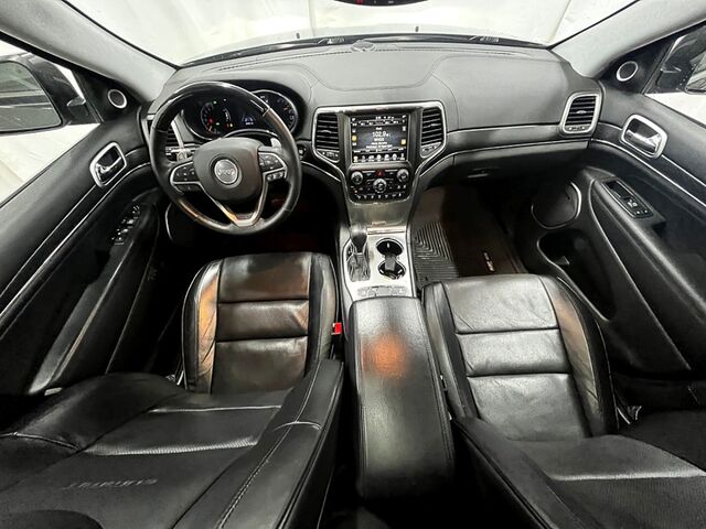 2017 Jeep Grand Cherokee Summit Oshkosh WI