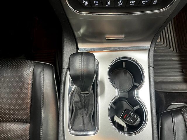2017 Jeep Grand Cherokee Summit Oshkosh WI