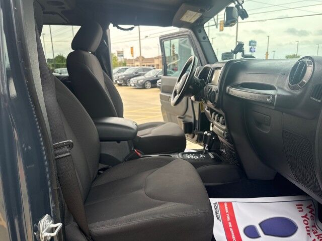 2017 Jeep Wrangler Unlimited Sport Springfield IL 2017 Jeep Wrangler Unlimited Sport Springfield IL