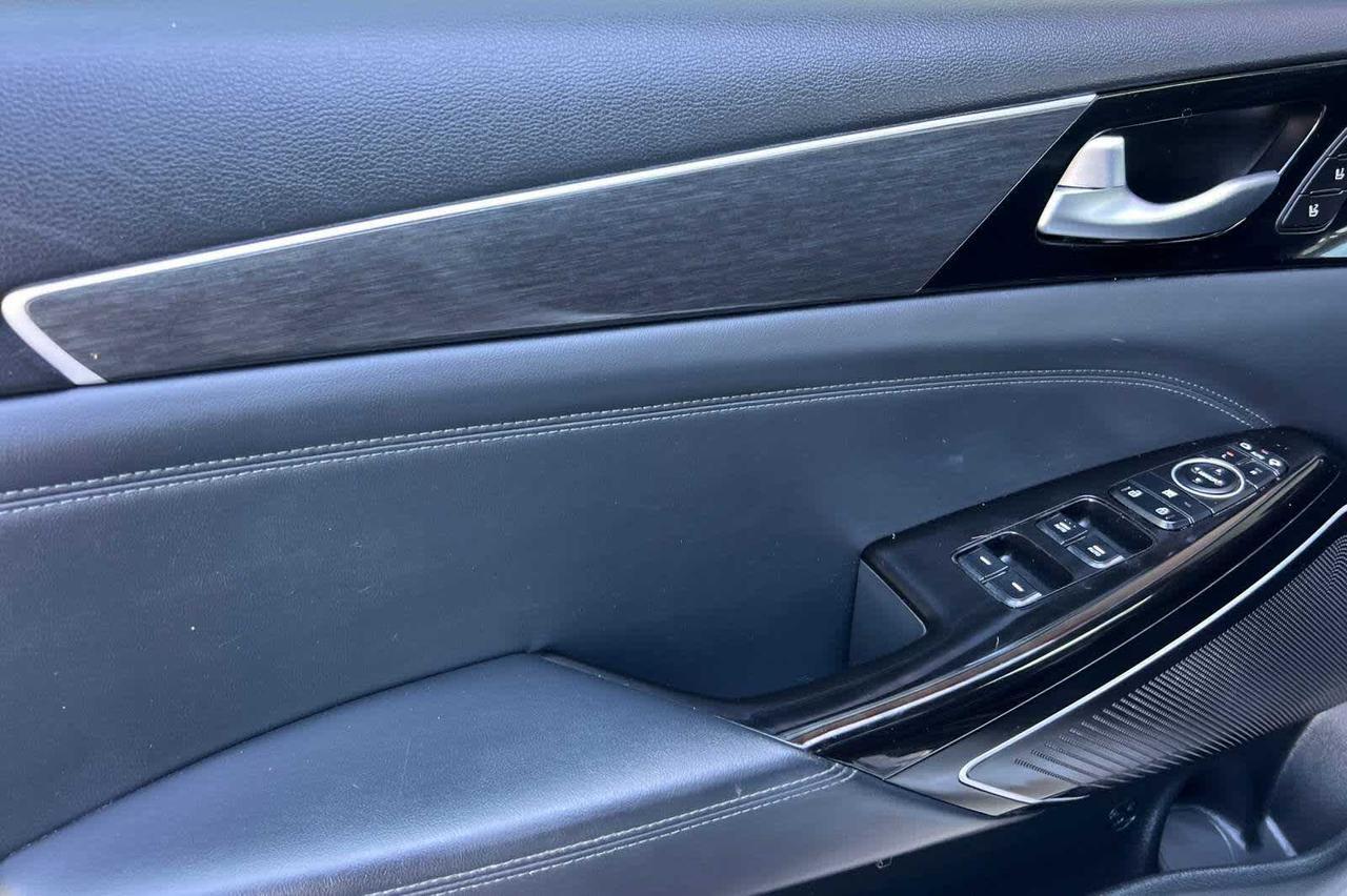 2017 Kia Cadenza Limited Roseville CA