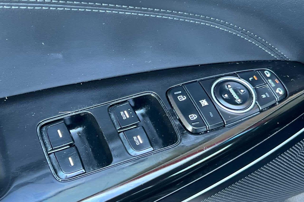 2017 Kia Cadenza Limited Roseville CA