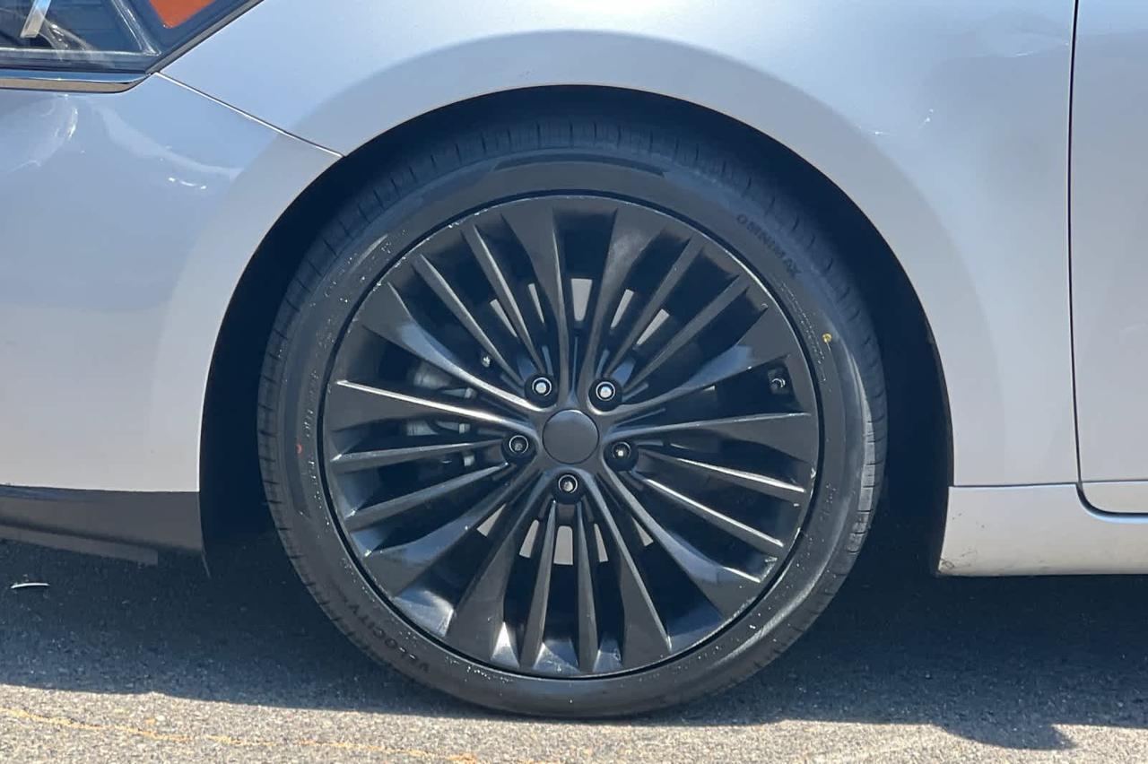 2017 Kia Cadenza Limited Roseville CA