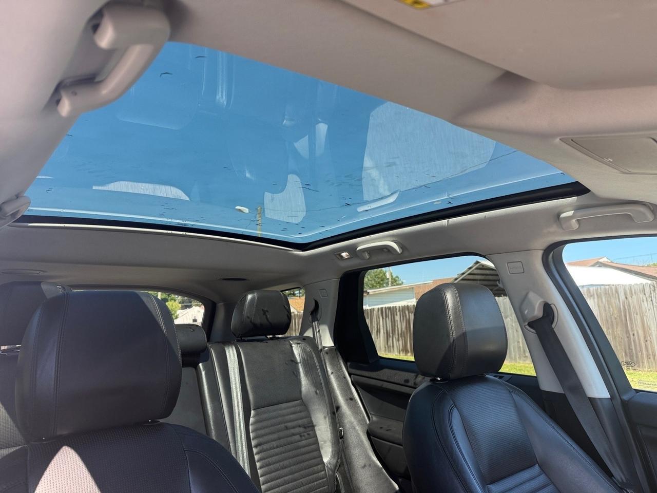 2017 Land Rover Discovery Sport HSE Luxury, HEATED/VENTILATED SEATS, HEATED REAR SEATS, MOONROOF, POWER LIFTGATE, APPLE CARPLAY/ANDROID AUTO, BACKUP CAMERA, POWER MIRRORS, MERIDIAN SPEAKERS, CLEAN CARFAX! Norfolk VA 2017 Land Rover Discovery Sport HSE Luxury, HEATED/VENTILATED SEATS, HEATED REAR SEATS, MOONROOF, POWER LIFTGATE, APPLE CARPLAY/ANDROID AUTO, BACKUP CAMERA, POWER MIRRORS, MERIDIAN SPEAKERS, CLEAN CARFAX! Norfolk VA