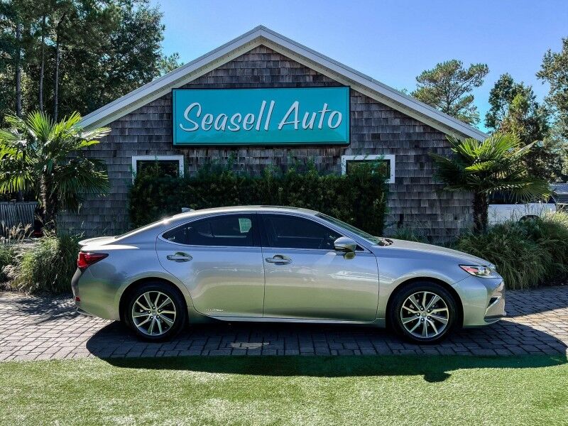 2017 Lexus ES 300h