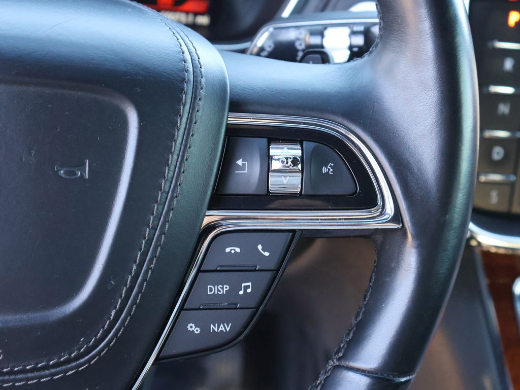 2017 Lincoln Continental Select