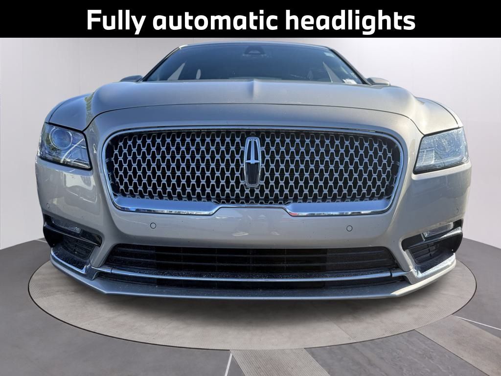 2017 Lincoln Continental Select