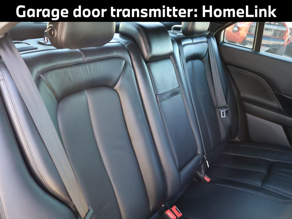 2017 Lincoln Continental Select