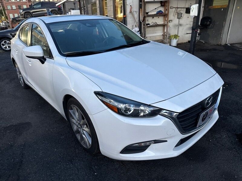 2017 Mazda Mazda3 4-Door Touring 2017 Mazda Mazda3 4-Door Touring