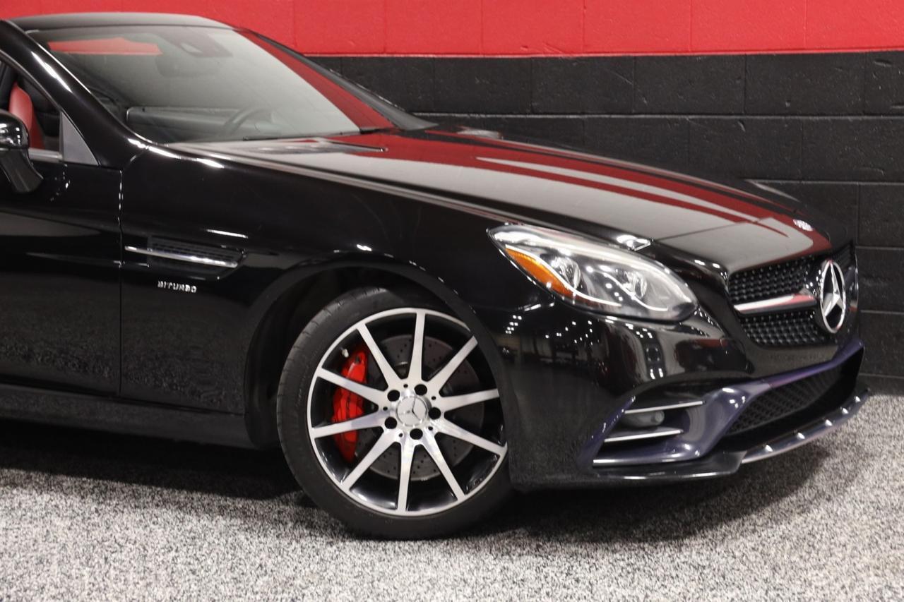 2017 Mercedes-Benz AMG SLC 43 Performance P30 Handling Pkg 2dr Roadster 2017 Mercedes-Benz AMG SLC 43 Performance P30 Handling Pkg 2dr Roadster