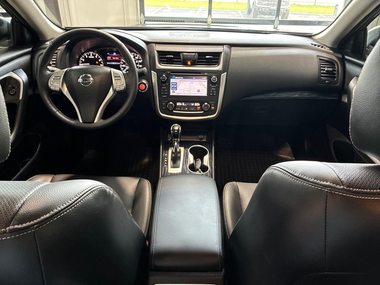 2017 Nissan Altima 2.5 SL, Technology Pkg, Moonroof Pkg, LED Fog Lights, Illuminated Kick Plates Houston TX 2017 Nissan Altima 2.5 SL, Technology Pkg, Moonroof Pkg, LED Fog Lights, Illuminated Kick Plates Houston TX