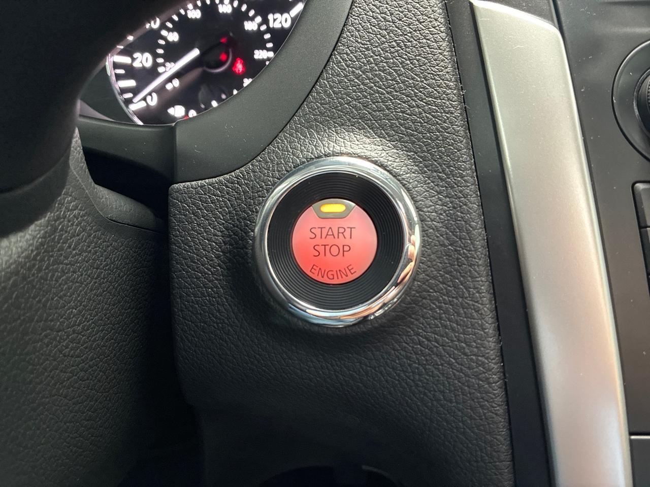 2017 Nissan Altima 2.5 SL, Technology Pkg, Moonroof Pkg, LED Fog Lights, Illuminated Kick Plates Houston TX 2017 Nissan Altima 2.5 SL, Technology Pkg, Moonroof Pkg, LED Fog Lights, Illuminated Kick Plates Houston TX