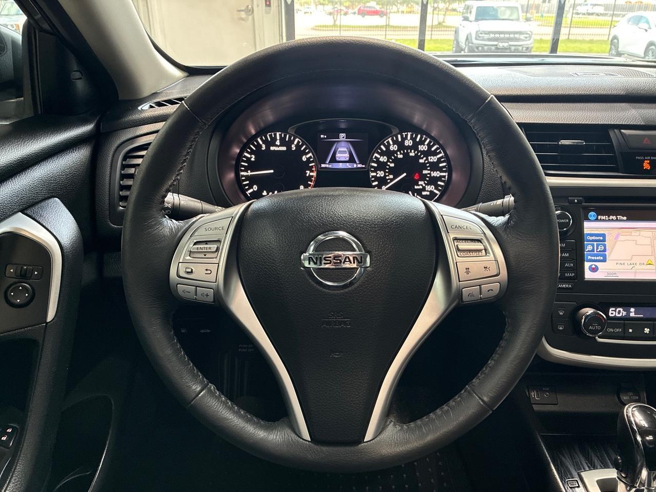 2017 Nissan Altima 2.5 SL, Technology Pkg, Moonroof Pkg, LED Fog Lights, Illuminated Kick Plates Houston TX 2017 Nissan Altima 2.5 SL, Technology Pkg, Moonroof Pkg, LED Fog Lights, Illuminated Kick Plates Houston TX