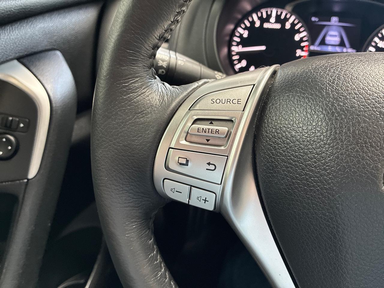 2017 Nissan Altima 2.5 SL, Technology Pkg, Moonroof Pkg, LED Fog Lights, Illuminated Kick Plates Houston TX 2017 Nissan Altima 2.5 SL, Technology Pkg, Moonroof Pkg, LED Fog Lights, Illuminated Kick Plates Houston TX