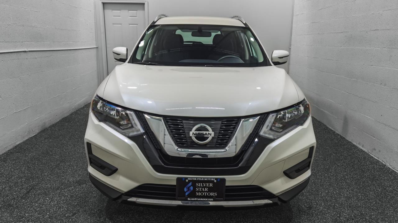 2017 Nissan Rogue SV AWD 2017 Nissan Rogue SV AWD