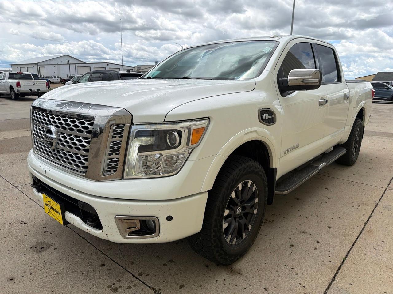 2017 Nissan Titan Platinum Reserve Watertown SD 2017 Nissan Titan Platinum Reserve Watertown SD