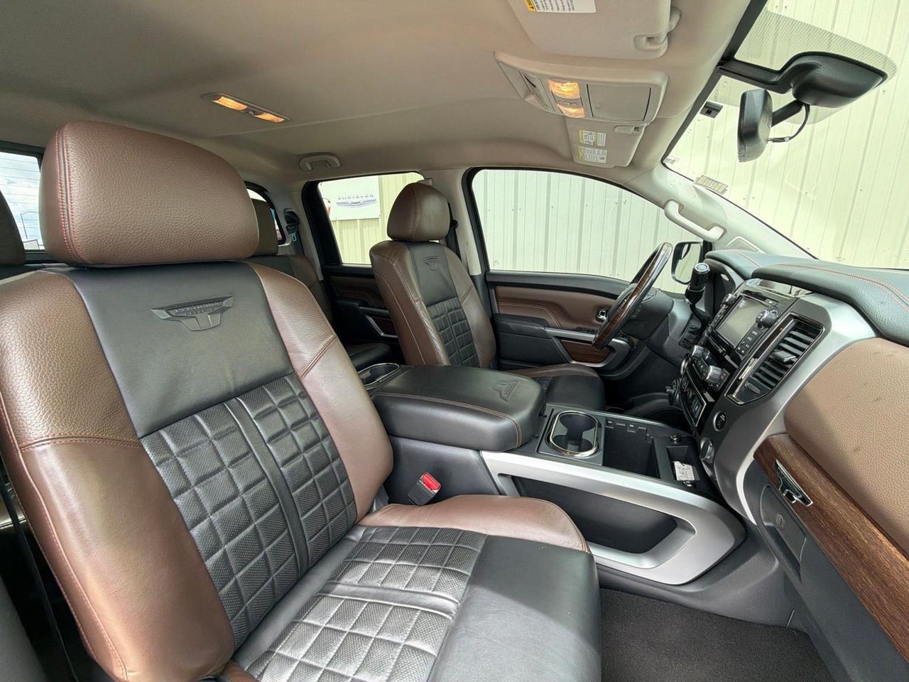 2017 Nissan Titan Platinum Reserve Watertown SD 2017 Nissan Titan Platinum Reserve Watertown SD