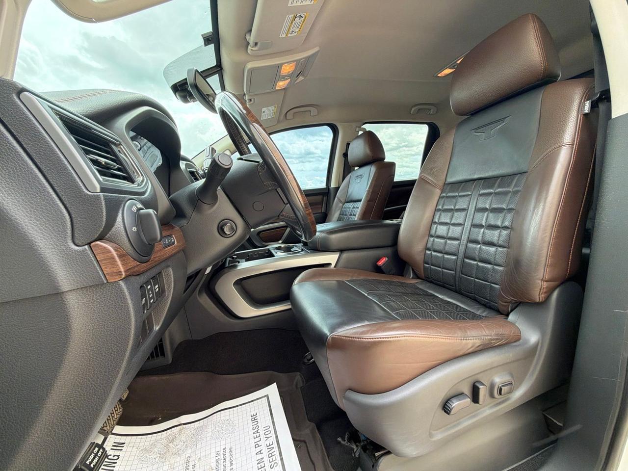 2017 Nissan Titan Platinum Reserve Watertown SD 2017 Nissan Titan Platinum Reserve Watertown SD