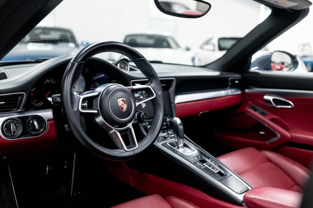 2017 Porsche 911