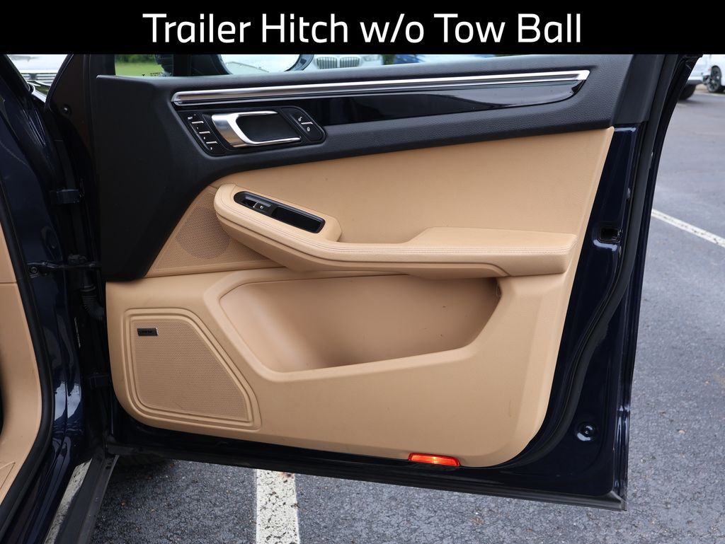 2017 Porsche Macan Base