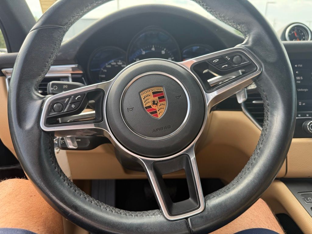 2017 Porsche Macan Base