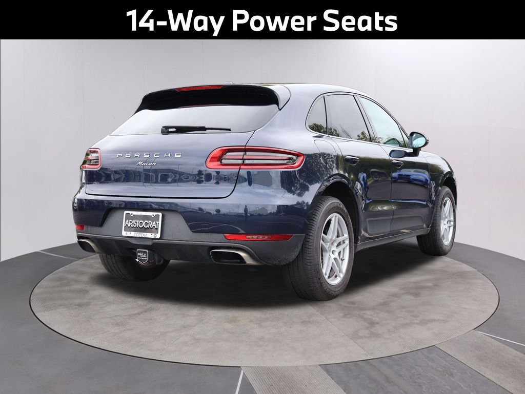 2017 Porsche Macan Base
