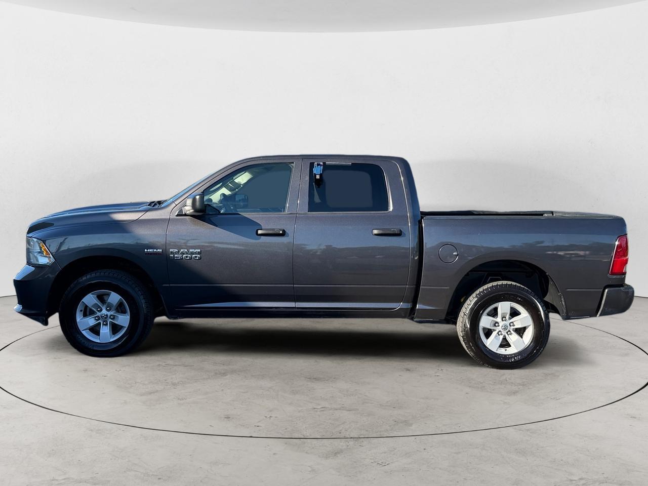 2017 RAM 1500 EXPRESS; ST; TR Kansas City MO 2017 RAM 1500 EXPRESS; ST; TR Kansas City MO