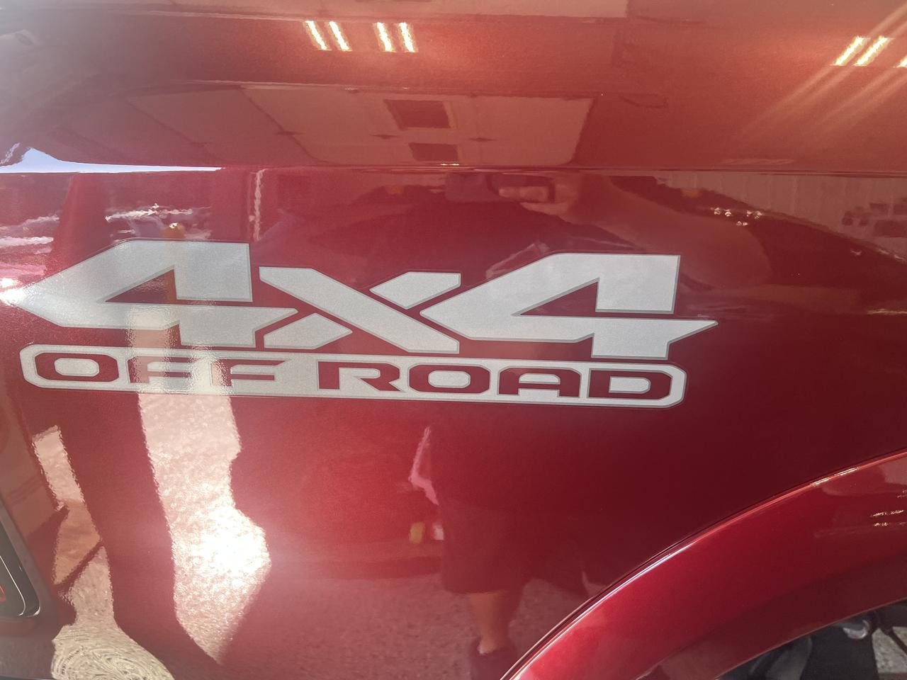 RAM2500 CREW CAB 4X412