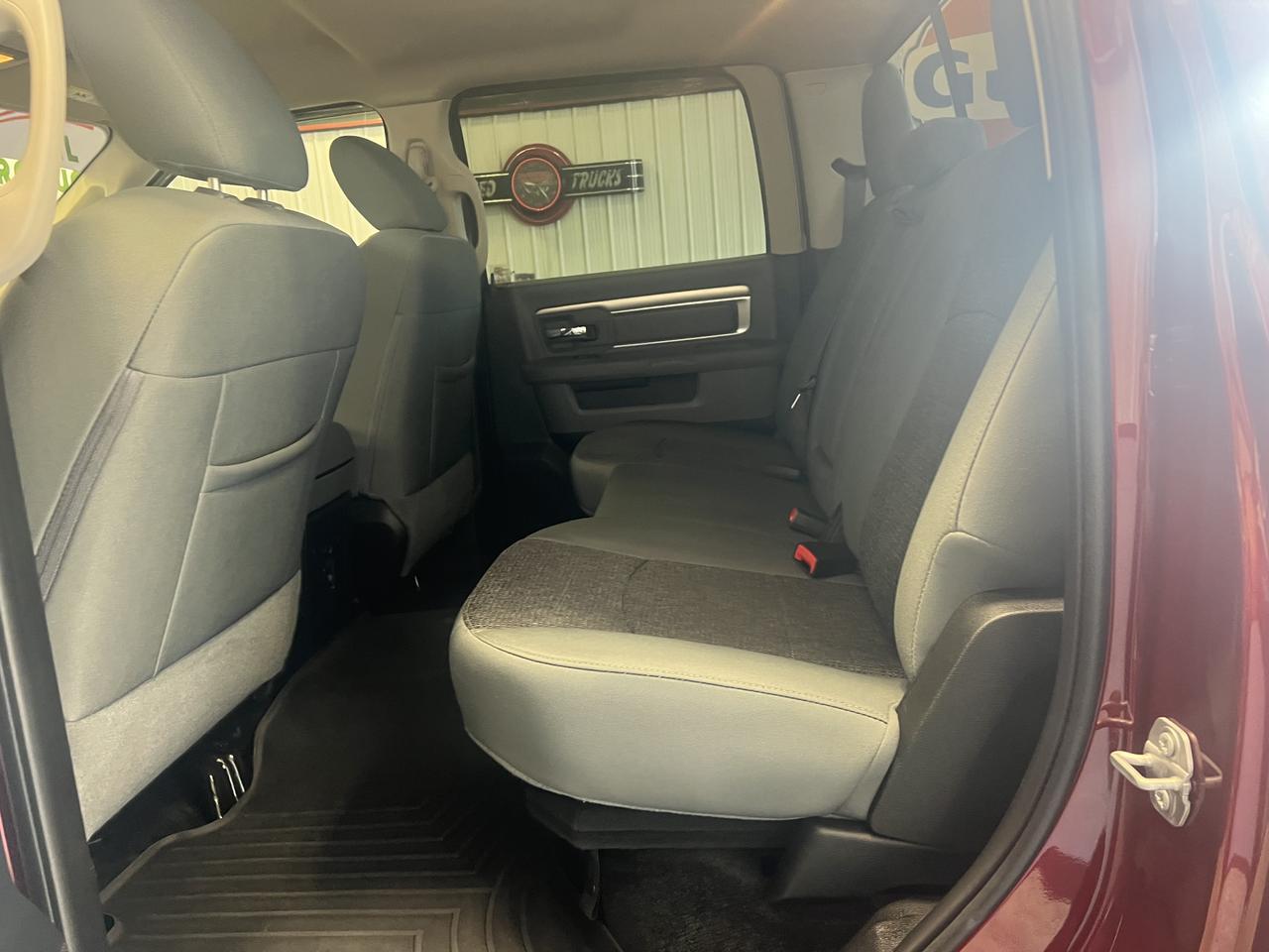 RAM2500 CREW CAB 4X427
